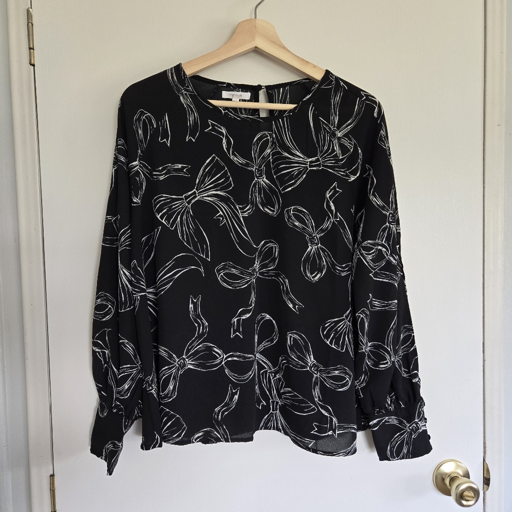 Maurices Black and White Bow Print Women's M Top Sheer With Arm Cutouts